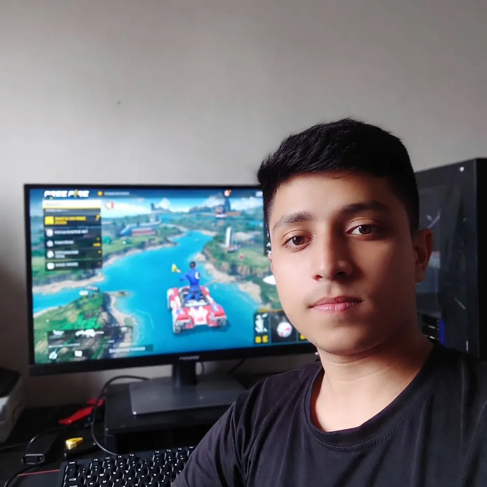 Free Fire Hile Adım 1 - Kullanıcı Adı Girme